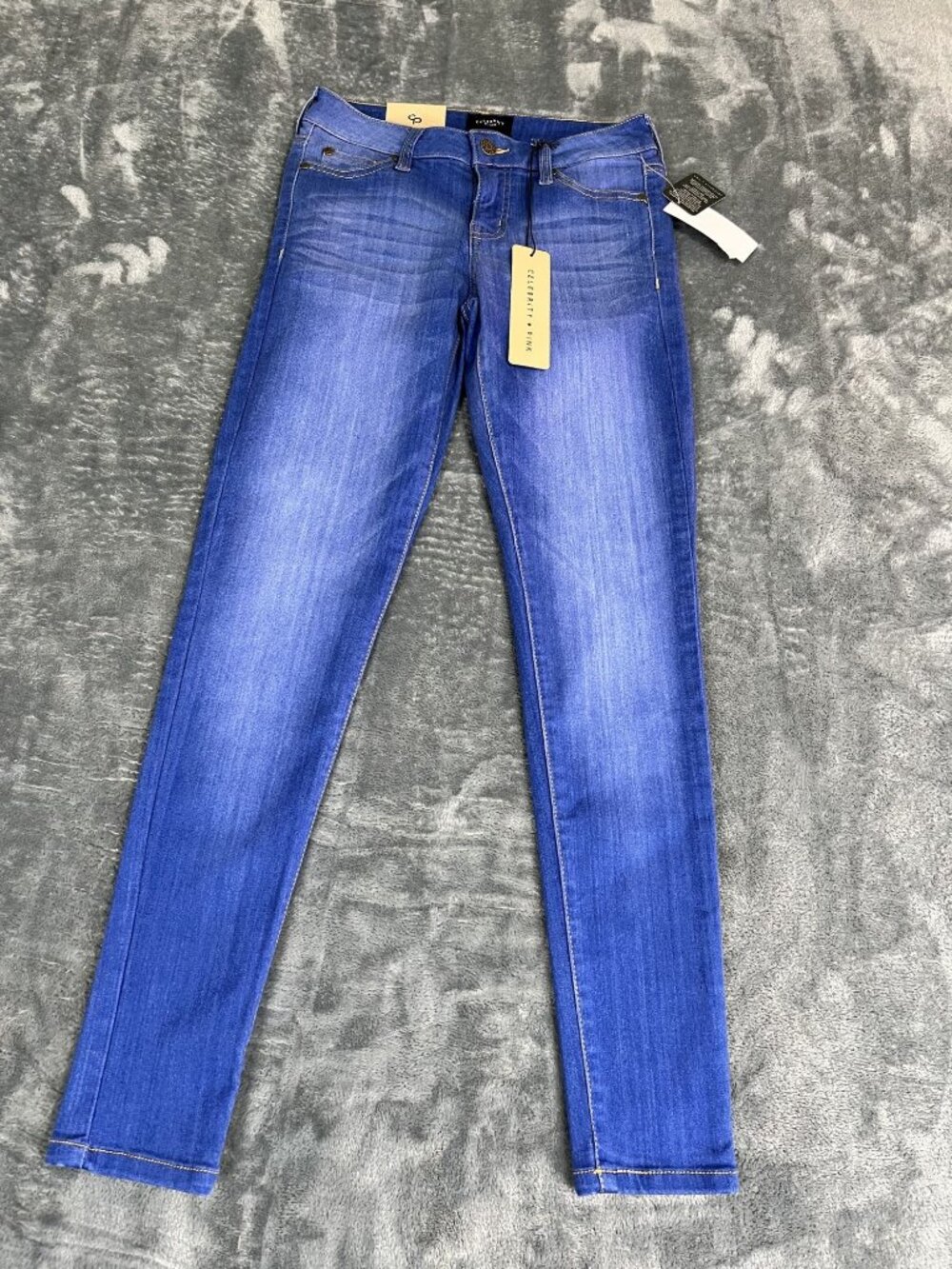 Celebrity Pink Dawson Womens Skinny Jeans Blue Short Inseam 1/25 NWT
